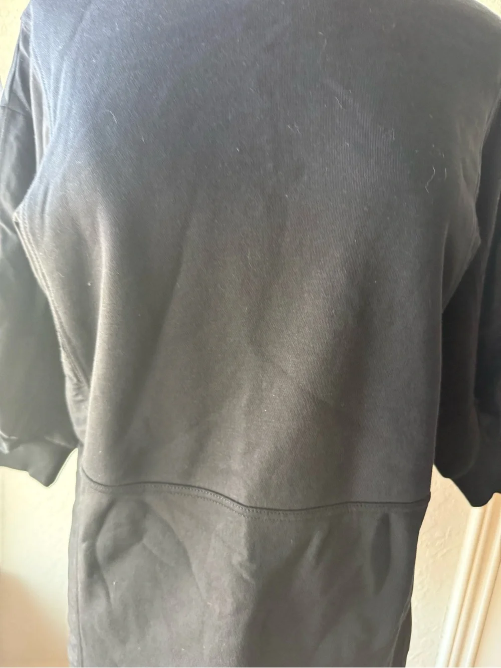 Men's Black Lightweight Shirt Jacket with Structured Sleeves